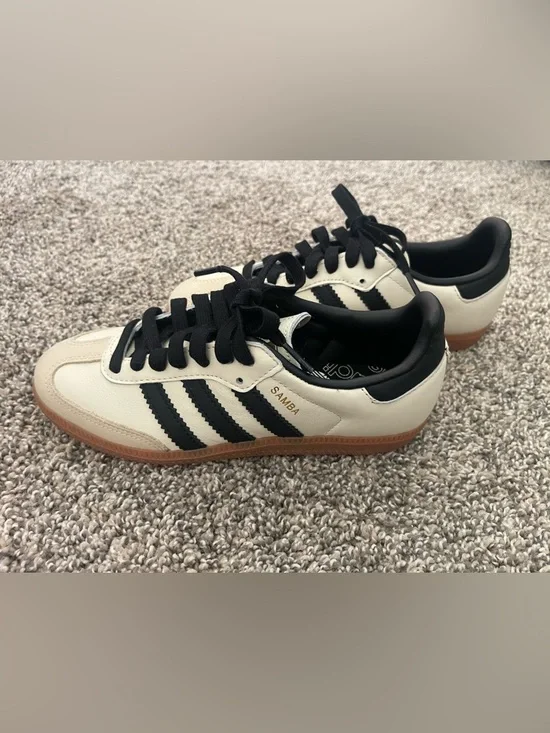 LIKE NEW Women’s Samba OG Shoes (Cream White/Black/Sand) Size 5 - Picture 2 of 8